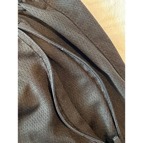 Essential Elements Training Shorts with Zip Pockets Mens L - Picture 4 of 4